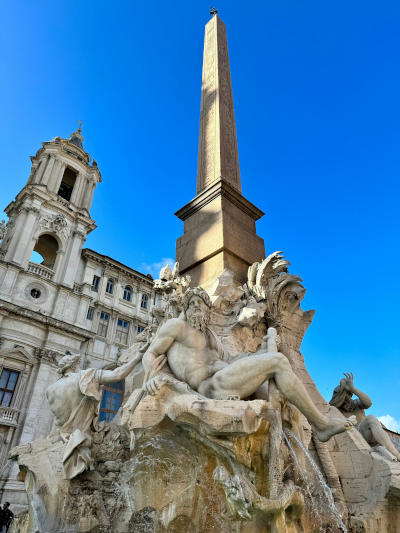 Things to do in Rome - Piazza Navona - four river fountain